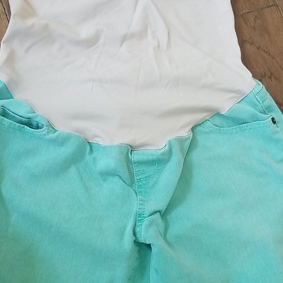3 for $30 Maternity ankle jeans - Picture 2 of 3